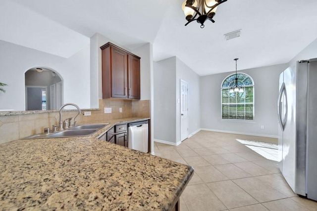 21722 Sierra Long Drive, Richmond, TX 77407