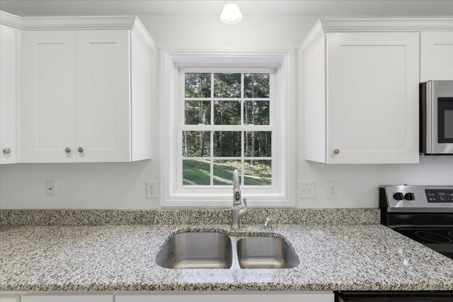 200 Harmony Road, Northwood, NH 03261