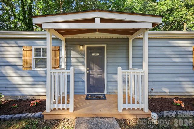 1201 Iva Avenue, Gastonia, NC 28052