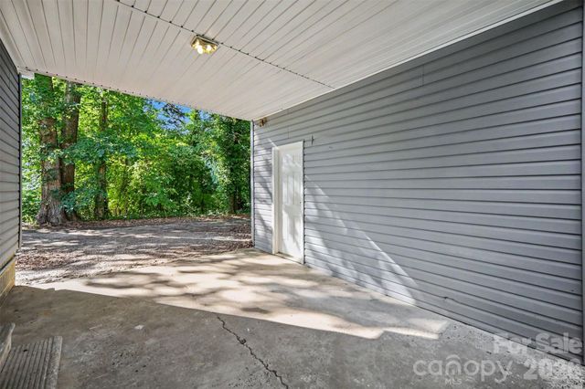 1201 Iva Avenue, Gastonia, NC 28052