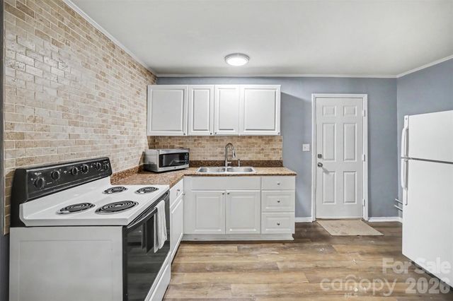1201 Iva Avenue, Gastonia, NC 28052