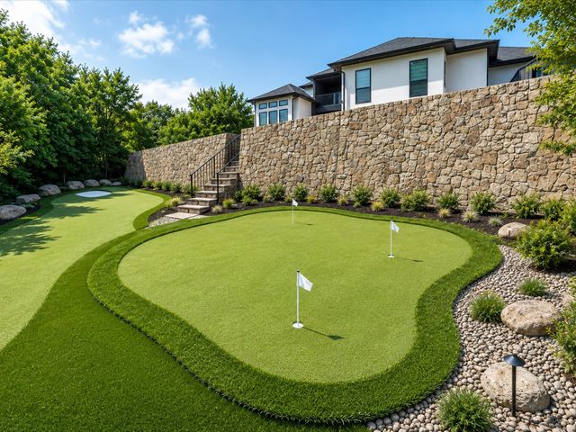 2829 Plume Court, Cedar Hill, TX 75104