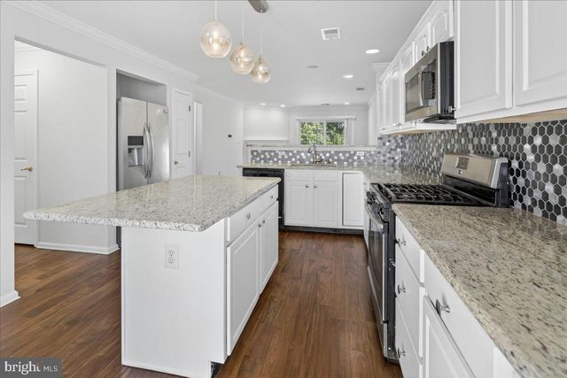 229 COLT ST, Pennington, NJ 08534