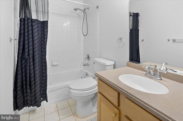 229 COLT ST, Pennington, NJ 08534