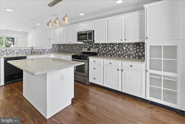 229 COLT ST, Pennington, NJ 08534