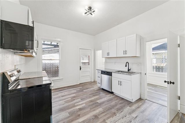 426 Benton Avenue, Excelsior Springs, MO 64024