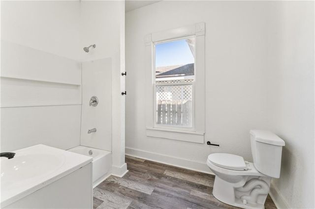 426 Benton Avenue, Excelsior Springs, MO 64024