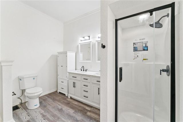 426 Benton Avenue, Excelsior Springs, MO 64024