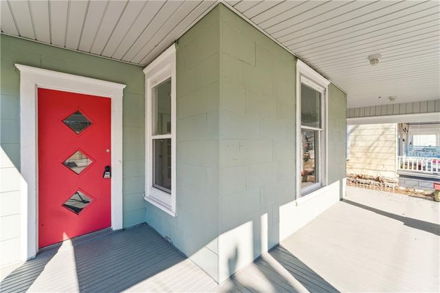 426 Benton Avenue, Excelsior Springs, MO 64024