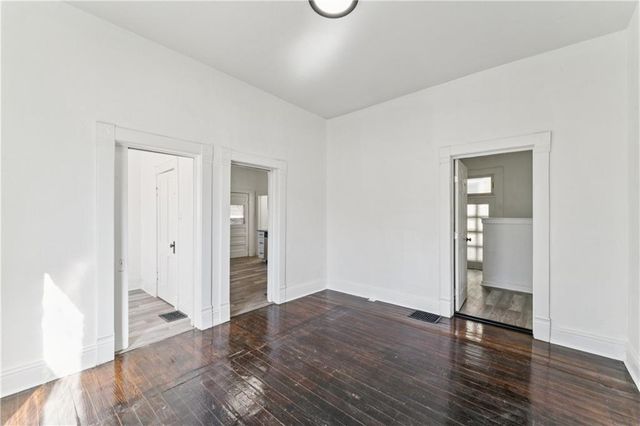 426 Benton Avenue, Excelsior Springs, MO 64024