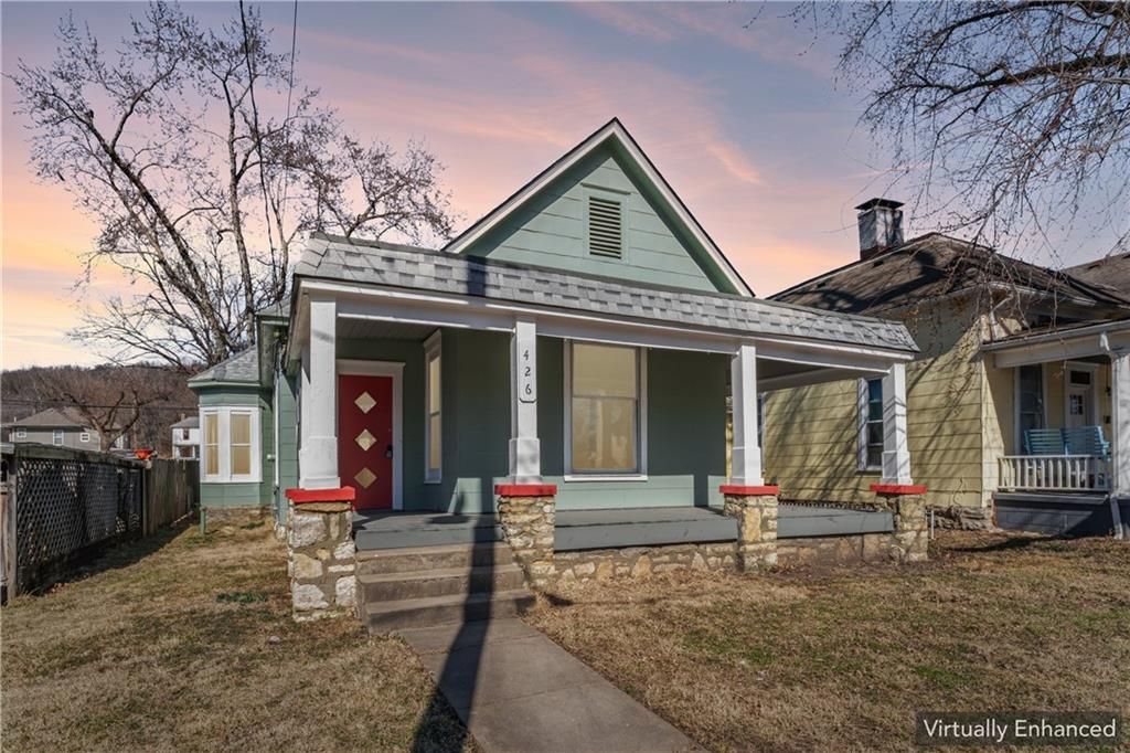 426 Benton Avenue, Excelsior Springs, MO 64024