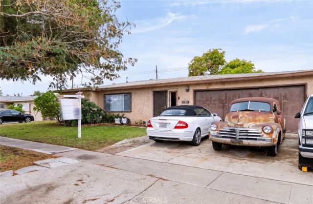 13735 Roxey, Garden Grove, CA 92843