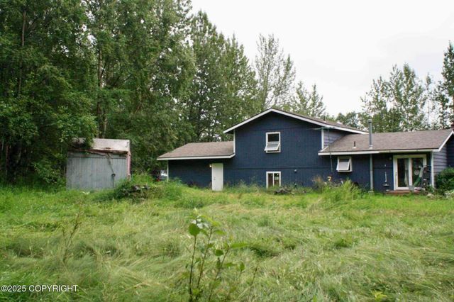 940 S Serrano Drive, Wasilla, AK 99654