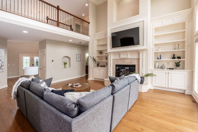 4506 N Hampton Drive, Dublin, OH 43016