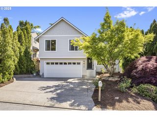 135 KINGSGATE Rd, Lake Oswego, OR 97035