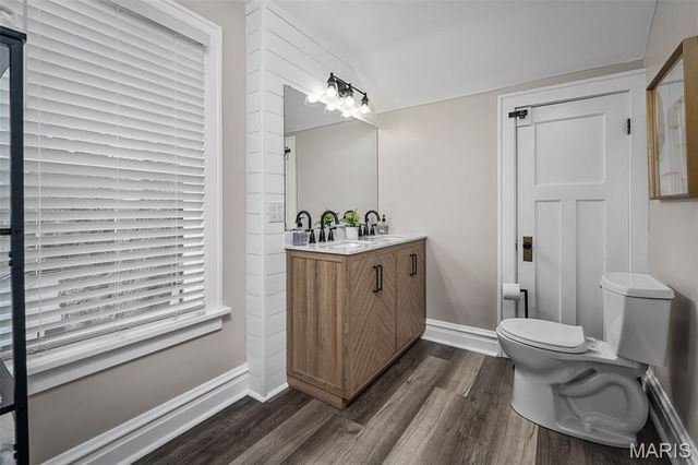 622 N Benton Avenue, St Charles, MO 63301