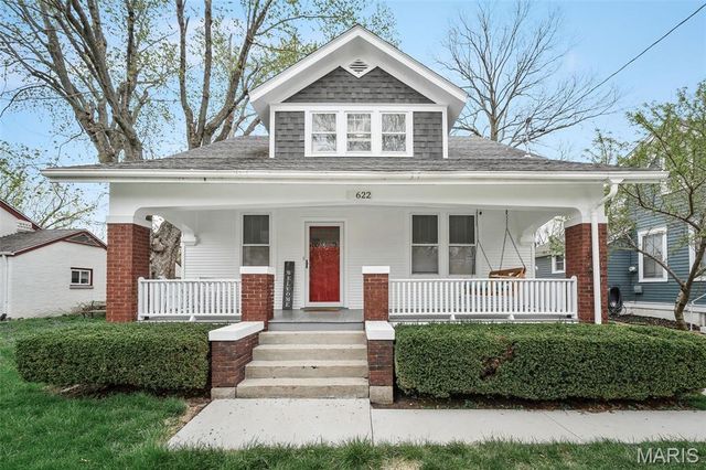 622 N Benton Avenue, St Charles, MO 63301
