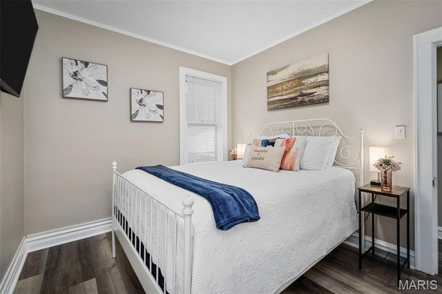622 N Benton Avenue, St Charles, MO 63301