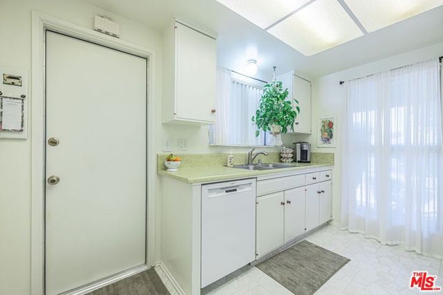 37935 26th Street, Palmdale, CA 93550