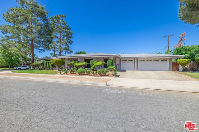 37935 26th Street, Palmdale, CA 93550