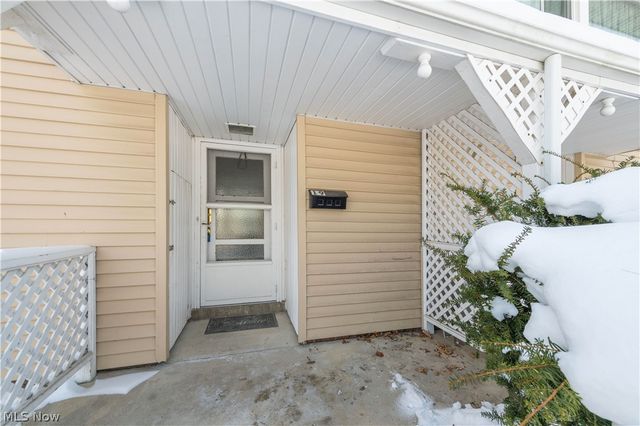 5849 Woolman Court 19, Parma, OH 44130