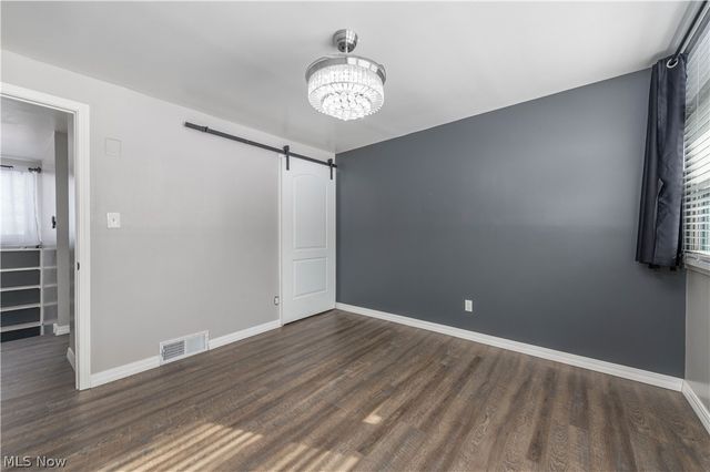 5849 Woolman Court 19, Parma, OH 44130