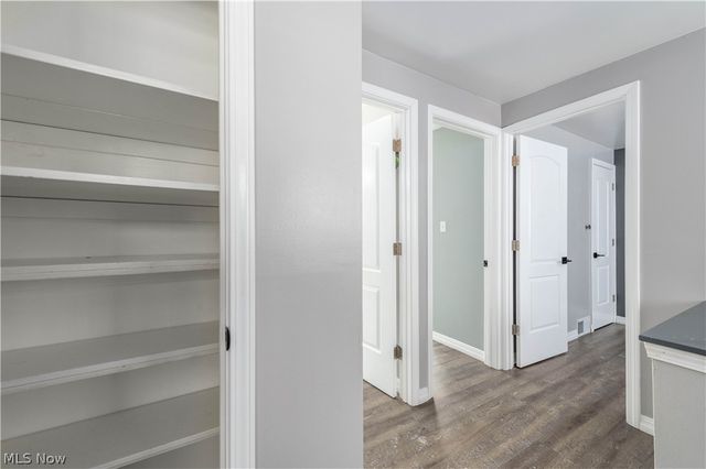 5849 Woolman Court 19, Parma, OH 44130