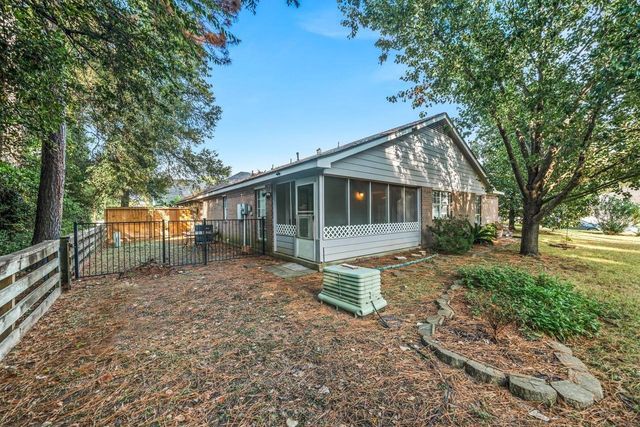 4949 Pleasure Lake Lane Drive, Willis, TX 77318