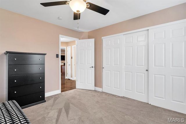 12315 Rule Hill Court, Maryland Heights, MO 63043