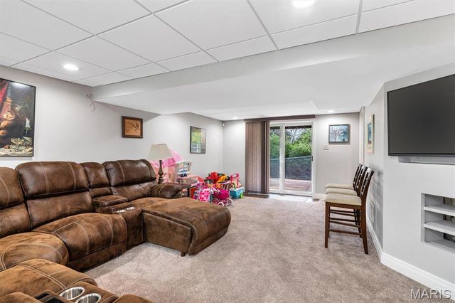 12315 Rule Hill Court, Maryland Heights, MO 63043