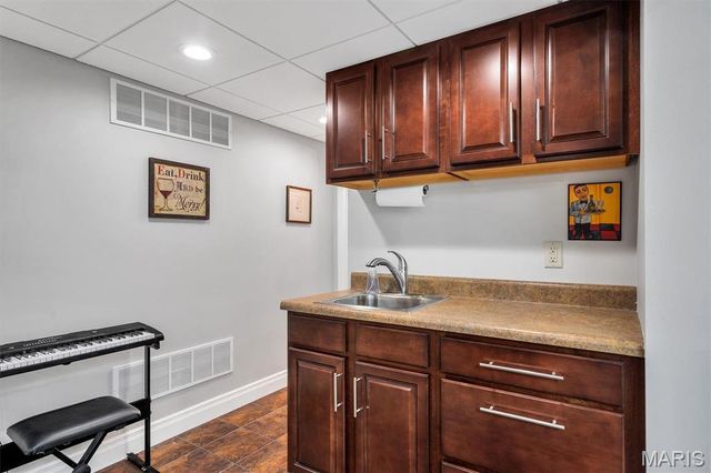 12315 Rule Hill Court, Maryland Heights, MO 63043