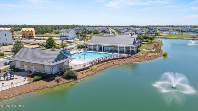 3334 Oyster Tabby Drive, Wilmington, NC 28412