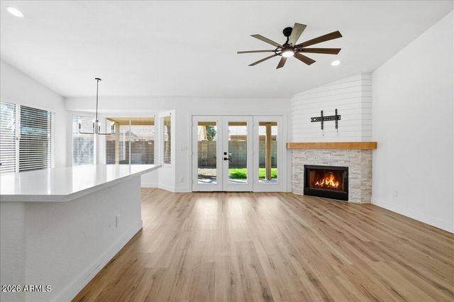 3743 W SHANNON Street, Chandler, AZ 85226