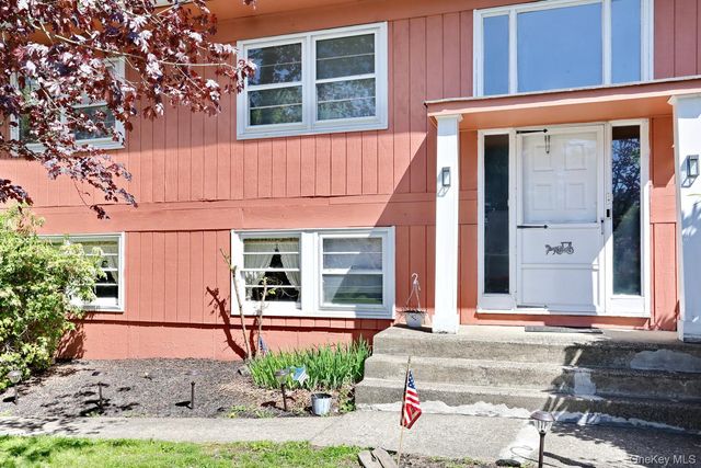 4 Crabapple Court, Monsey, NY 10952