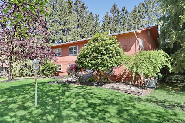 4 Crabapple Court, Monsey, NY 10952