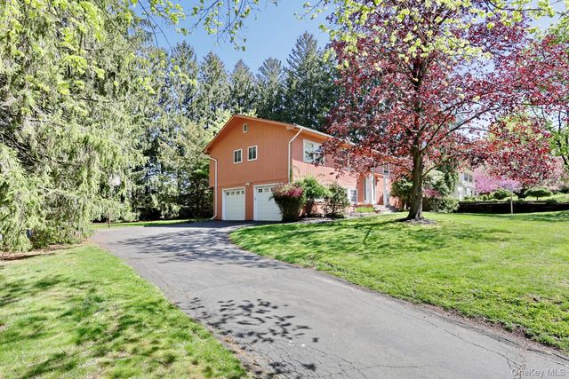 4 Crabapple Court, Monsey, NY 10952