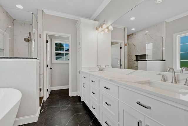 109 Fairway Dr, Lawrenceburg, TN 38464