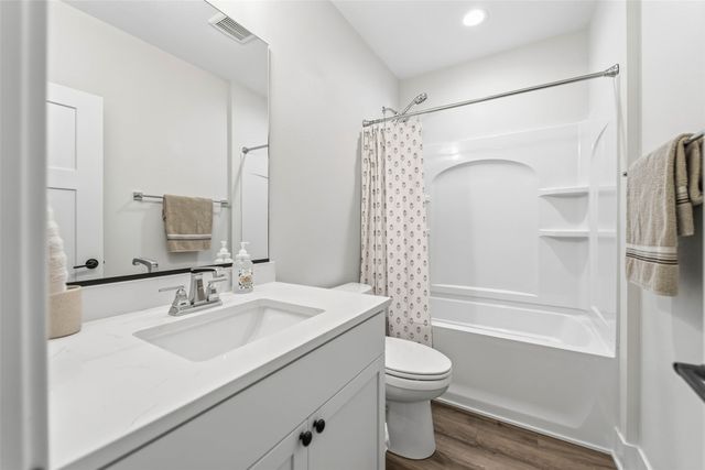 2218 Ada Hayden Road, Ames, IA 50010