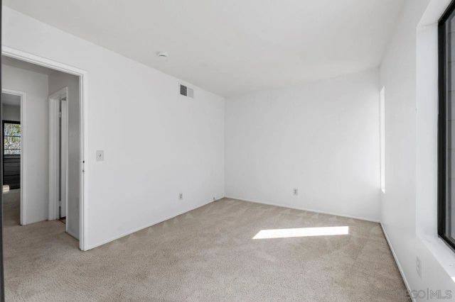 9250 Towne Centre Drive 6, San Diego, CA 92121