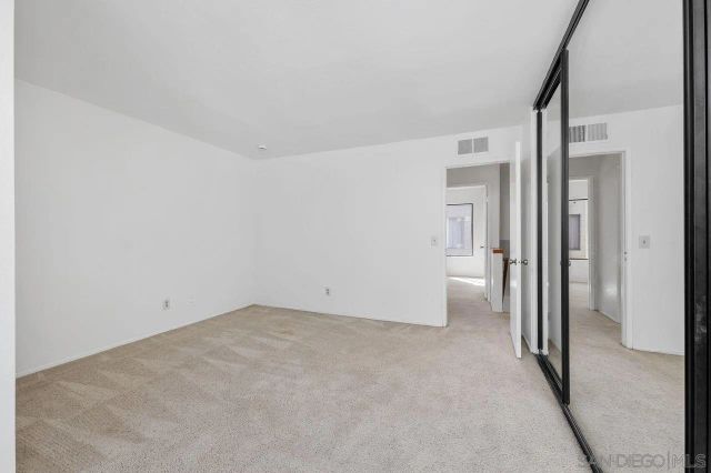 9250 Towne Centre Drive 6, San Diego, CA 92121