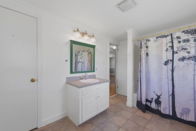 1469 Wren Road, Saint Stephen, SC 29479