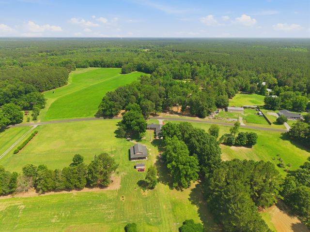 1469 Wren Road, Saint Stephen, SC 29479