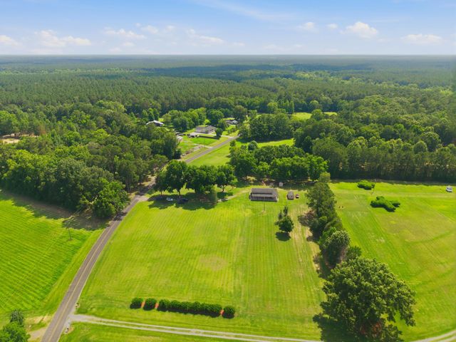 1469 Wren Road, Saint Stephen, SC 29479