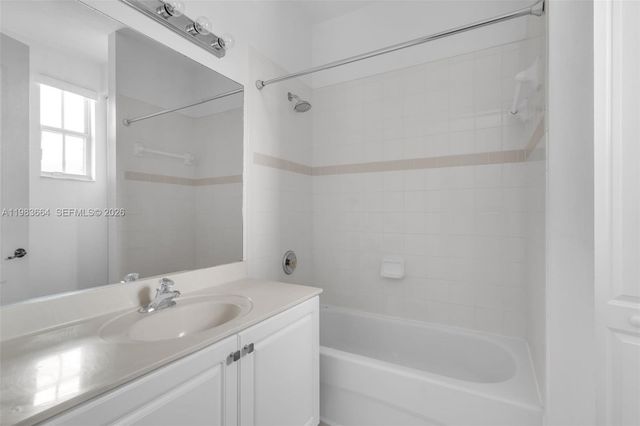 624 SW 147th Ave 624, Pembroke Pines, FL 33027