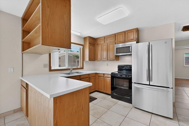 3560 Colorado Street NE, Albuquerque, NM 87110