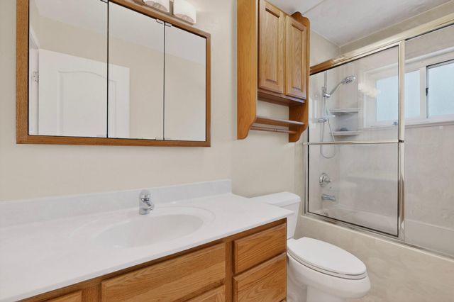 3560 Colorado Street NE, Albuquerque, NM 87110