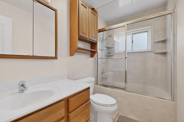 3560 Colorado Street NE, Albuquerque, NM 87110