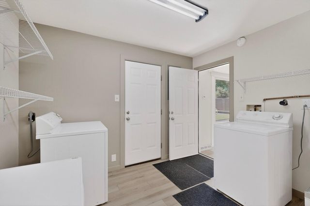 3560 Colorado Street NE, Albuquerque, NM 87110