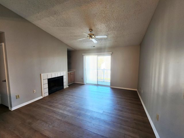 2011 N Highway 17 2000i, Mount Pleasant, SC 29466