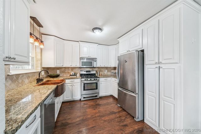 7710 N 132nd East Avenue, Owasso, OK 74055